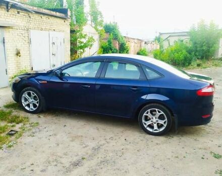 Синій Форд Мондео, об'ємом двигуна 1.8 л та пробігом 228 тис. км за 7000 $, фото 21 на Automoto.ua