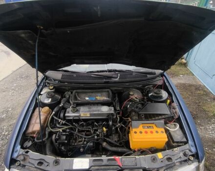 Синий Форд Мондео, объемом двигателя 1.8 л и пробегом 77 тыс. км за 1200 $, фото 11 на Automoto.ua