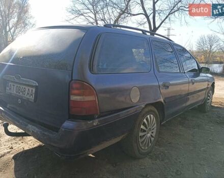 Синий Форд Мондео, объемом двигателя 1.8 л и пробегом 300 тыс. км за 999 $, фото 6 на Automoto.ua