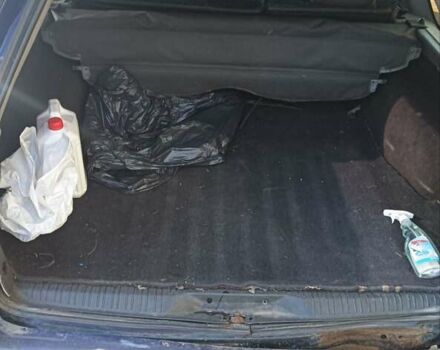 Синий Форд Мондео, объемом двигателя 1.8 л и пробегом 300 тыс. км за 999 $, фото 2 на Automoto.ua