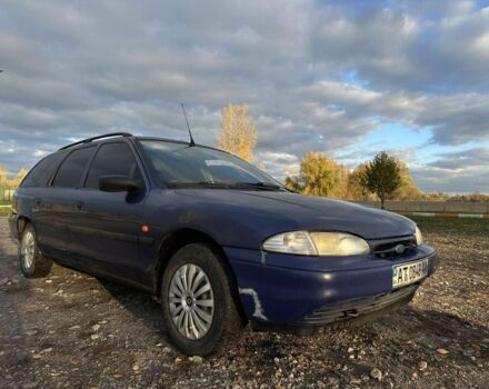 Синій Форд Мондео, об'ємом двигуна 0 л та пробігом 284 тис. км за 800 $, фото 1 на Automoto.ua