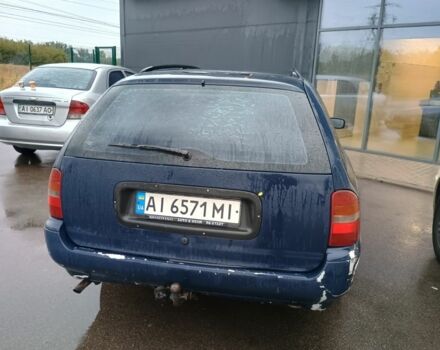 Синий Форд Мондео, объемом двигателя 1.8 л и пробегом 333 тыс. км за 1300 $, фото 3 на Automoto.ua