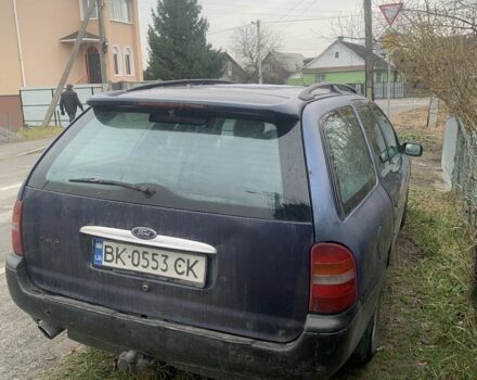 Синий Форд Мондео, объемом двигателя 1.8 л и пробегом 361 тыс. км за 1700 $, фото 2 на Automoto.ua