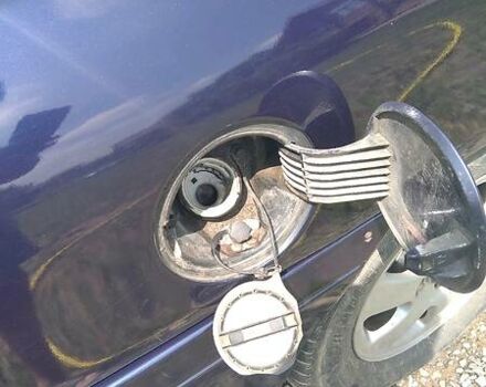 Синий Форд Мондео, объемом двигателя 0 л и пробегом 330 тыс. км за 1500 $, фото 5 на Automoto.ua