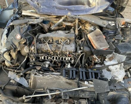 Синий Форд Мондео, объемом двигателя 2 л и пробегом 200 тыс. км за 200 $, фото 1 на Automoto.ua