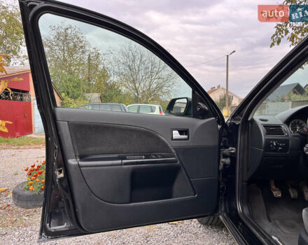 Форд Мондео 2002 у Вінниці на Automoto.ua Синій Форд Мондео, об'ємом двигуна 2 л та пробігом 272 тис. км за 3960 $, фото 14 на Automoto.ua