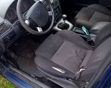 Синий Форд Мондео, объемом двигателя 1.8 л и пробегом 300 тыс. км за 1100 $, фото 4 на Automoto.ua