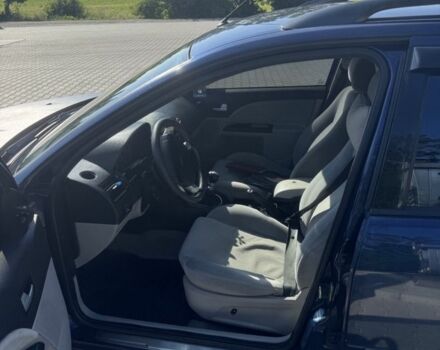 Форд Мондео 2002 в Черновцах на Automoto.ua Синий Форд Мондео, объемом двигателя 2 л и пробегом 330 тыс. км за 3200 $, фото 6 на Automoto.ua