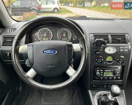 Форд Мондео 2002 у Вінниці на Automoto.ua Синій Форд Мондео, об'ємом двигуна 2 л та пробігом 272 тис. км за 3960 $, фото 13 на Automoto.ua