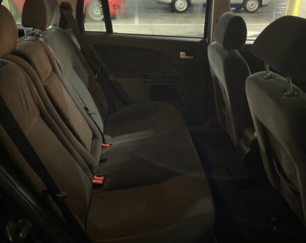 Синий Форд Мондео, объемом двигателя 2 л и пробегом 242 тыс. км за 4600 $, фото 15 на Automoto.ua