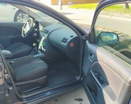 Форд Мондео 2004 в Белой Церкве на Automoto.ua Синий Форд Мондео, объемом двигателя 2 л и пробегом 279 тыс. км за 3900 $, фото 11 на Automoto.ua