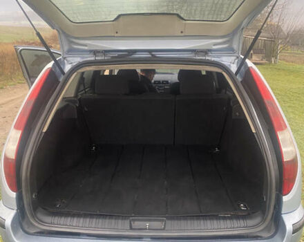 Синий Форд Мондео, объемом двигателя 2 л и пробегом 350 тыс. км за 2700 $, фото 2 на Automoto.ua