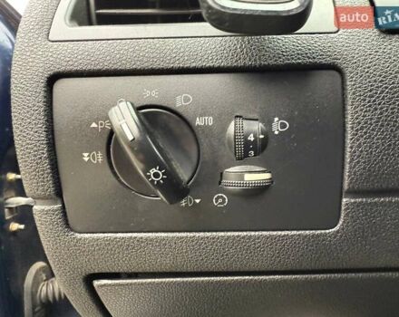 Синий Форд Мондео, объемом двигателя 2.02 л и пробегом 344 тыс. км за 4600 $, фото 10 на Automoto.ua