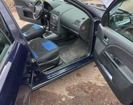 Синій Форд Мондео, об'ємом двигуна 2 л та пробігом 214 тис. км за 3900 $, фото 6 на Automoto.ua