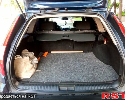 Синий Форд Мондео, объемом двигателя 2 л и пробегом 500 тыс. км за 3500 $, фото 10 на Automoto.ua