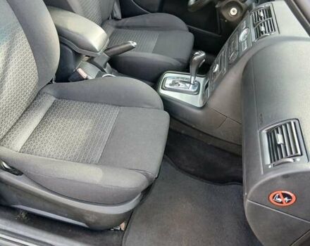 Синий Форд Мондео, объемом двигателя 2 л и пробегом 300 тыс. км за 3900 $, фото 12 на Automoto.ua