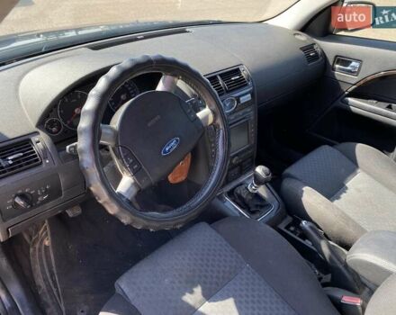 Синий Форд Мондео, объемом двигателя 2 л и пробегом 230 тыс. км за 5800 $, фото 9 на Automoto.ua