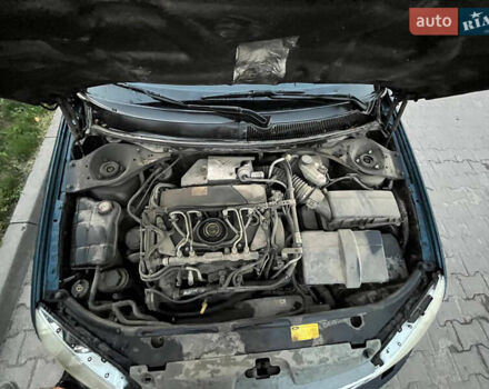 Синий Форд Мондео, объемом двигателя 2 л и пробегом 295 тыс. км за 2700 $, фото 3 на Automoto.ua