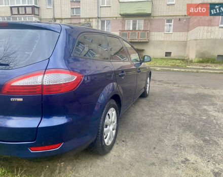 Синий Форд Мондео, объемом двигателя 2 л и пробегом 260 тыс. км за 6300 $, фото 1 на Automoto.ua