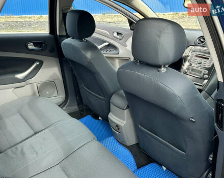 Синий Форд Мондео, объемом двигателя 2 л и пробегом 284 тыс. км за 6250 $, фото 14 на Automoto.ua