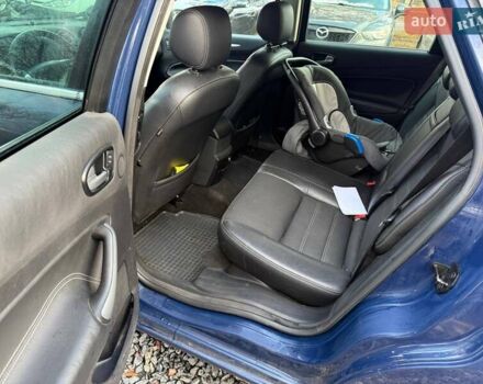 Синий Форд Мондео, объемом двигателя 2.2 л и пробегом 300 тыс. км за 5750 $, фото 8 на Automoto.ua