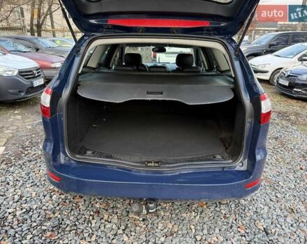 Синий Форд Мондео, объемом двигателя 2.2 л и пробегом 300 тыс. км за 5750 $, фото 6 на Automoto.ua