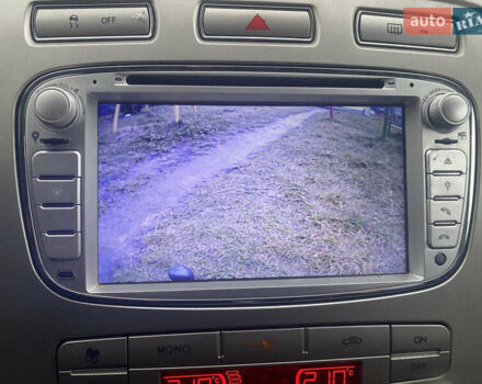 Синий Форд Мондео, объемом двигателя 2 л и пробегом 260 тыс. км за 6300 $, фото 15 на Automoto.ua