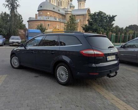 Синий Форд Мондео, объемом двигателя 2.2 л и пробегом 330 тыс. км за 6800 $, фото 4 на Automoto.ua