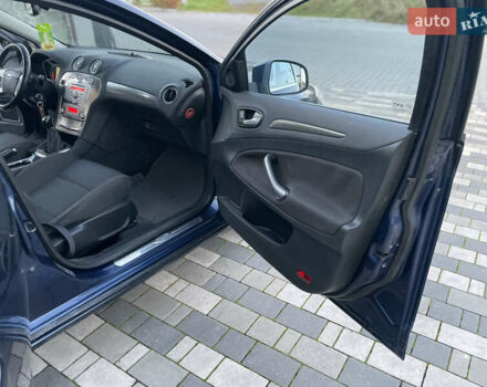 Форд Мондео 2009 у Хмельницькому на Automoto.ua Синій Форд Мондео, об'ємом двигуна 2 л та пробігом 251 тис. км за 5850 $, фото 32 на Automoto.ua