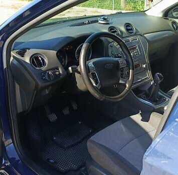 Форд Мондео 2009 в Дубно на Automoto.ua Синий Форд Мондео, объемом двигателя 1.6 л и пробегом 250 тыс. км за 6300 $, фото 8 на Automoto.ua