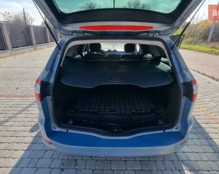 Синій Форд Мондео, об'ємом двигуна 1.8 л та пробігом 250 тис. км за 6500 $, фото 5 на Automoto.ua