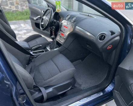 Форд Мондео 2009 у Хмельницькому на Automoto.ua Синій Форд Мондео, об'ємом двигуна 2 л та пробігом 251 тис. км за 5850 $, фото 31 на Automoto.ua