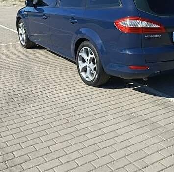Форд Мондео 2009 в Дубно на Automoto.ua Синий Форд Мондео, объемом двигателя 1.6 л и пробегом 250 тыс. км за 6300 $, фото 9 на Automoto.ua
