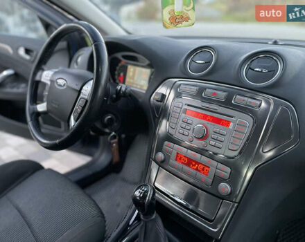 Форд Мондео 2009 у Хмельницькому на Automoto.ua Синій Форд Мондео, об'ємом двигуна 2 л та пробігом 251 тис. км за 5850 $, фото 33 на Automoto.ua