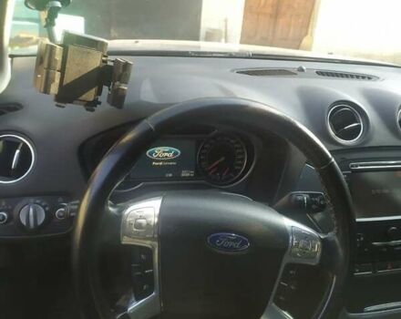 Синий Форд Мондео, объемом двигателя 2 л и пробегом 300 тыс. км за 6000 $, фото 5 на Automoto.ua