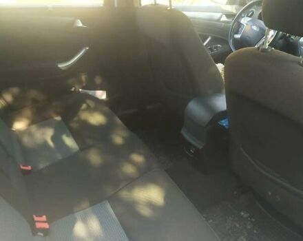 Синий Форд Мондео, объемом двигателя 2 л и пробегом 300 тыс. км за 6000 $, фото 4 на Automoto.ua