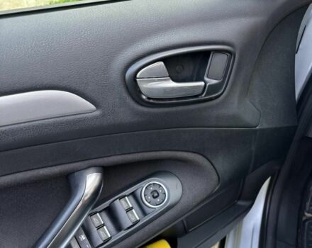 Синий Форд Мондео, объемом двигателя 2 л и пробегом 235 тыс. км за 6200 $, фото 8 на Automoto.ua