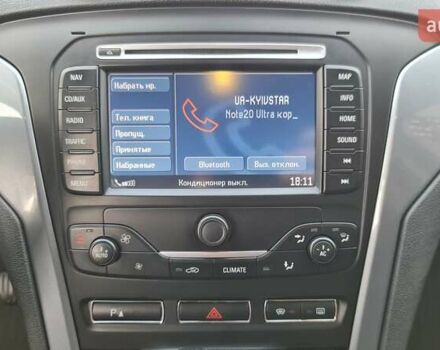 Синій Форд Мондео, об'ємом двигуна 2 л та пробігом 225 тис. км за 7500 $, фото 6 на Automoto.ua