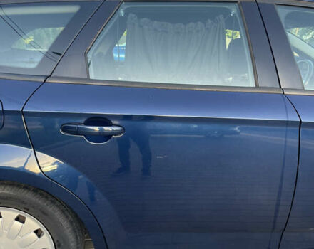 Синий Форд Мондео, объемом двигателя 1.6 л и пробегом 242 тыс. км за 7500 $, фото 4 на Automoto.ua