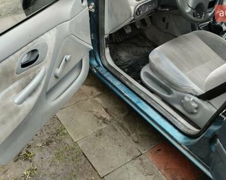 Форд Мондео 1993 в Шумск на Automoto.ua Синий Форд Мондео, объемом двигателя 1.6 л и пробегом 256 тыс. км за 1550 $, фото 4 на Automoto.ua