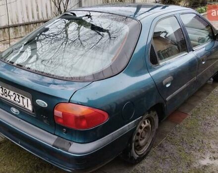 Форд Мондео 1993 в Шумск на Automoto.ua Синий Форд Мондео, объемом двигателя 1.6 л и пробегом 256 тыс. км за 1550 $, фото 1 на Automoto.ua