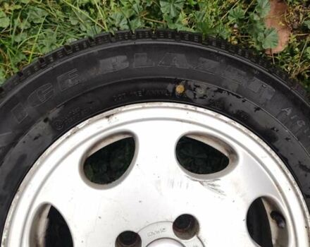 Синий Форд Мондео, объемом двигателя 2 л и пробегом 347 тыс. км за 2300 $, фото 26 на Automoto.ua