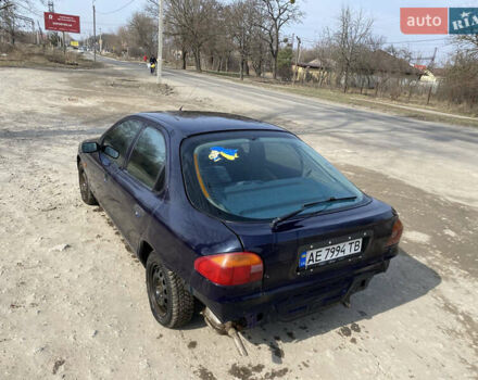 Синій Форд Мондео, об'ємом двигуна 1.8 л та пробігом 230 тис. км за 1200 $, фото 10 на Automoto.ua