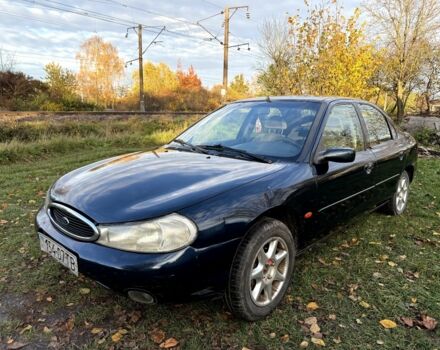 Форд Мондео 1997 в Бродах на Automoto.ua Синий Форд Мондео, объемом двигателя 1.8 л и пробегом 289 тыс. км за 1350 $, фото 1 на Automoto.ua