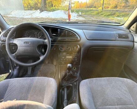 Форд Мондео 1997 в Бродах на Automoto.ua Синий Форд Мондео, объемом двигателя 1.8 л и пробегом 289 тыс. км за 1350 $, фото 7 на Automoto.ua