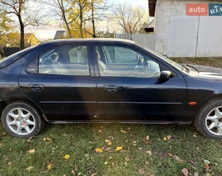 Синий Форд Мондео, объемом двигателя 0 л и пробегом 289 тыс. км за 1350 $, фото 6 на Automoto.ua