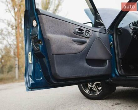 Форд Мондео 1998 в Кременчуге на Automoto.ua Синий Форд Мондео, объемом двигателя 1.8 л и пробегом 234 тыс. км за 3500 $, фото 6 на Automoto.ua