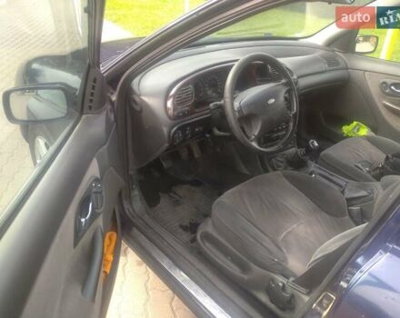 Синий Форд Мондео, объемом двигателя 2 л и пробегом 340 тыс. км за 2500 $, фото 4 на Automoto.ua