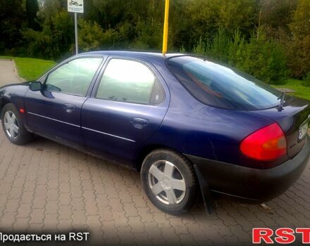 Синий Форд Мондео, объемом двигателя 2 л и пробегом 340 тыс. км за 2500 $, фото 2 на Automoto.ua