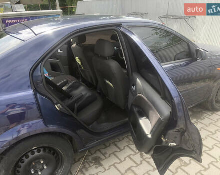 Форд Мондео 2001 у Чернівцях на Automoto.ua Синій Форд Мондео, об'ємом двигуна 1.8 л та пробігом 270 тис. км за 3200 $, фото 5 на Automoto.ua